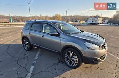 Позашляховик / Кросовер Nissan Qashqai+2 2012 в Умані