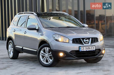 Позашляховик / Кросовер Nissan Qashqai+2 2013 в Чернівцях