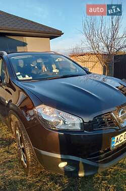 Внедорожник / Кроссовер Nissan Qashqai+2 2011 в Луцке