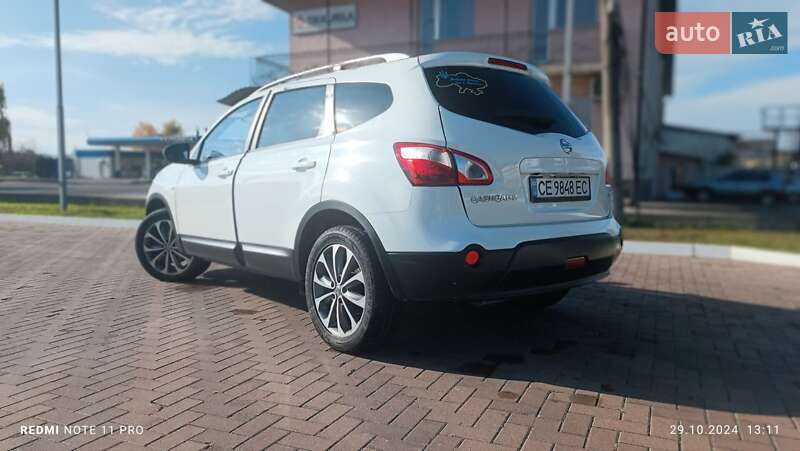 Внедорожник / Кроссовер Nissan Qashqai+2 2010 в Черновцах