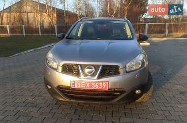 Внедорожник / Кроссовер Nissan Qashqai+2 2010 в Владимире