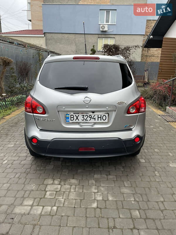 Внедорожник / Кроссовер Nissan Qashqai+2 2008 в Полонном