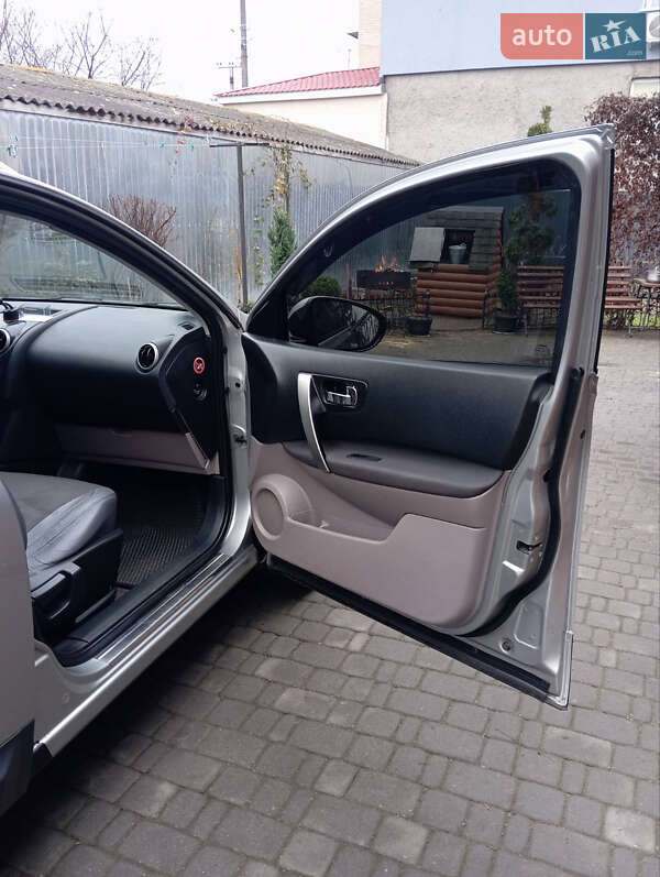 Внедорожник / Кроссовер Nissan Qashqai+2 2008 в Полонном