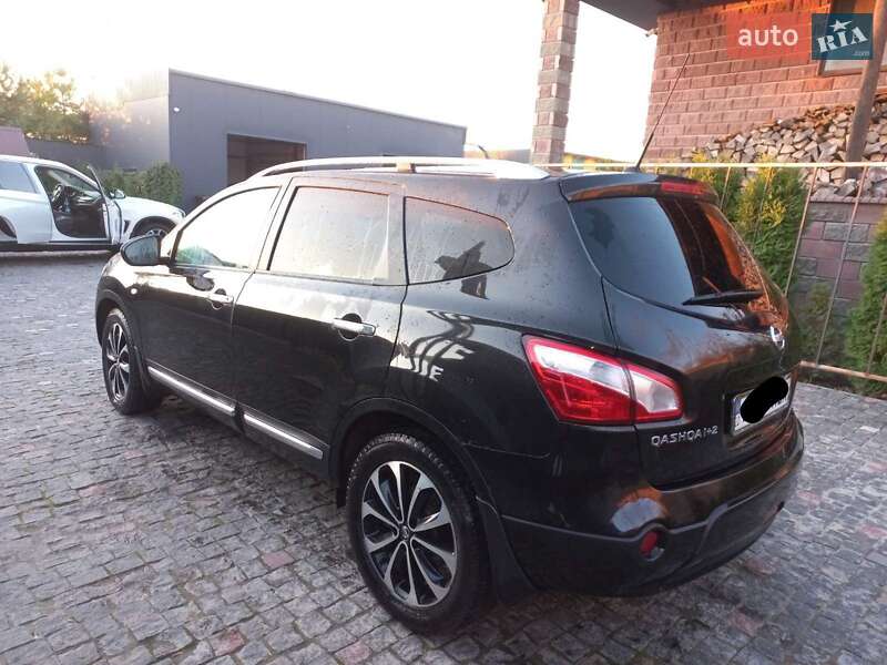 Внедорожник / Кроссовер Nissan Qashqai+2 2011 в Подольске