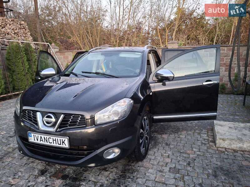 Внедорожник / Кроссовер Nissan Qashqai+2 2011 в Подольске