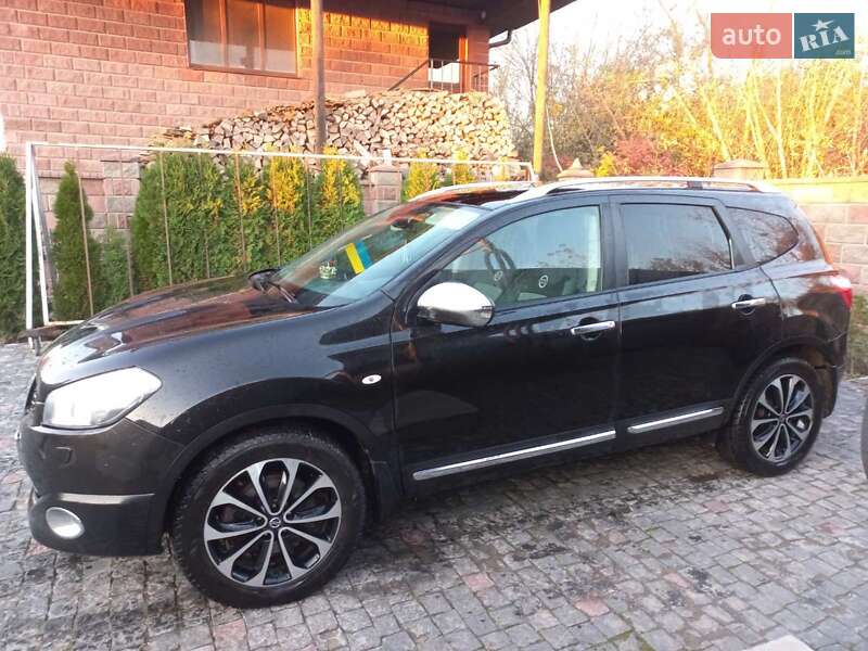 Внедорожник / Кроссовер Nissan Qashqai+2 2011 в Подольске
