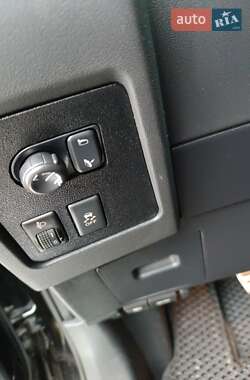 Позашляховик / Кросовер Nissan Qashqai+2 2011 в 