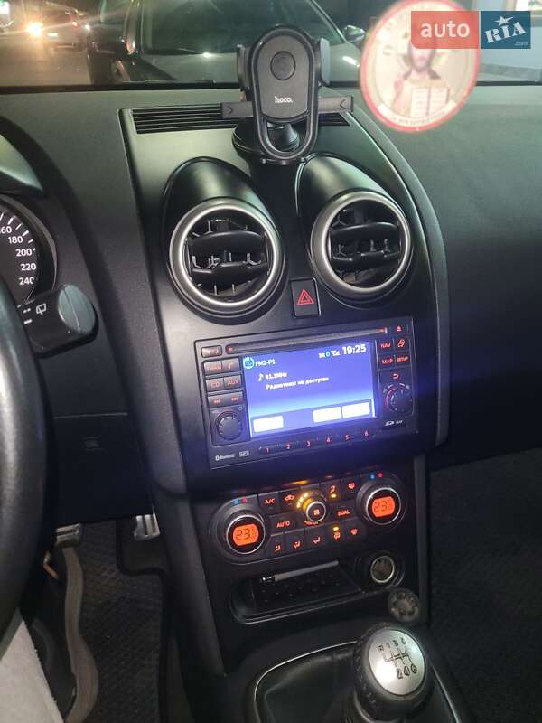 Внедорожник / Кроссовер Nissan Qashqai+2 2010 в Житомире