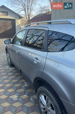 Позашляховик / Кросовер Nissan Qashqai+2 2011 в Одесі