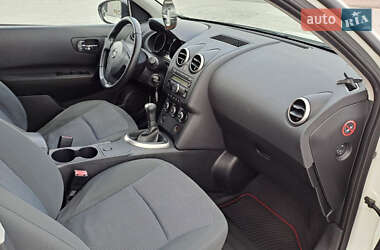 Внедорожник / Кроссовер Nissan Qashqai+2 2009 в Калуше