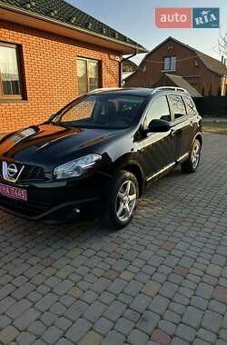 Позашляховик / Кросовер Nissan Qashqai+2 2011 в Ковелі