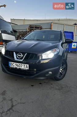 Внедорожник / Кроссовер Nissan Qashqai+2 2010 в Львове