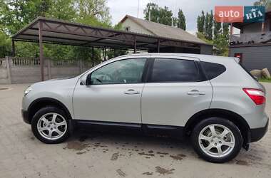 Внедорожник / Кроссовер Nissan Qashqai+2 2011 в Глыбокой