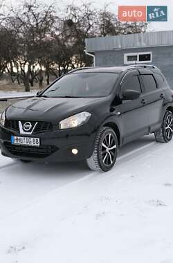 Внедорожник / Кроссовер Nissan Qashqai+2 2012 в Умани