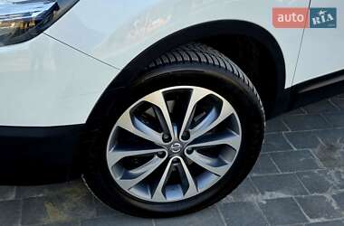 Внедорожник / Кроссовер Nissan Qashqai+2 2010 в 