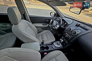 Внедорожник / Кроссовер Nissan Qashqai+2 2010 в 
