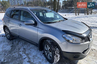 Внедорожник / Кроссовер Nissan Qashqai+2 2010 в Киеве