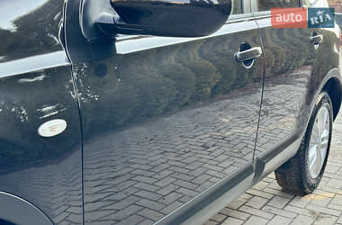 Внедорожник / Кроссовер Nissan Qashqai+2 2011 в 