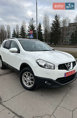 Внедорожник / Кроссовер Nissan Qashqai+2 2011 в Миргороде