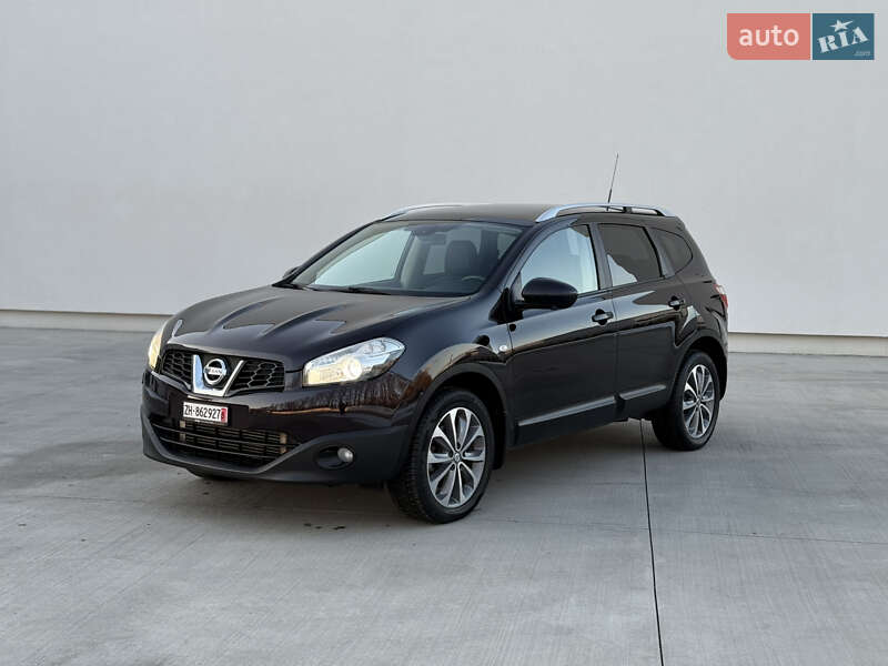 Nissan Qashqai+2 2012