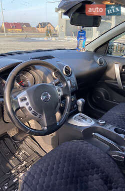 Внедорожник / Кроссовер Nissan Qashqai+2 2010 в 