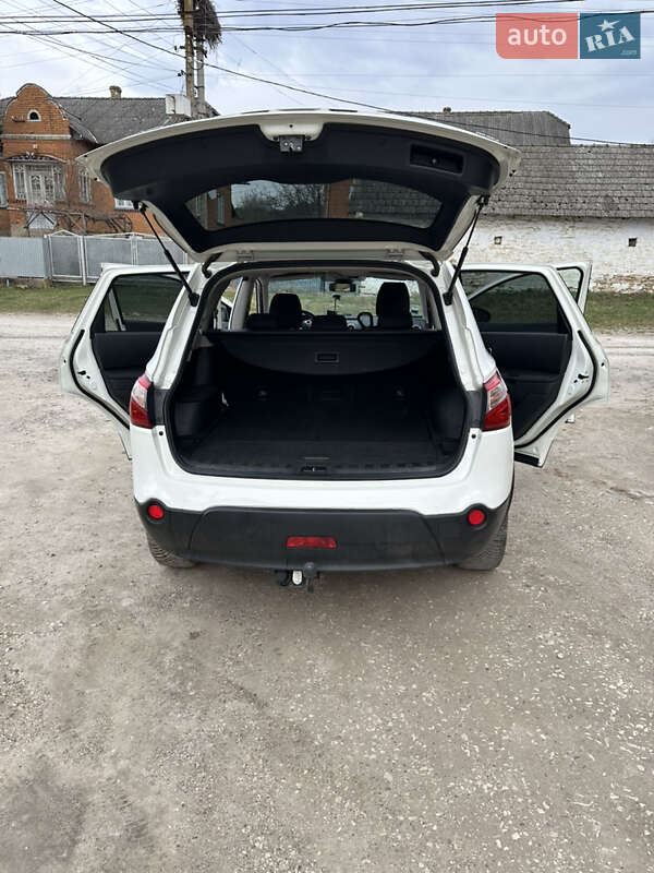 Позашляховик / Кросовер Nissan Qashqai+2 2012 в Монастириській