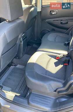 Позашляховик / Кросовер Nissan Qashqai+2 2009 в 