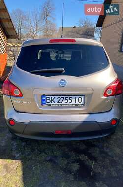 Позашляховик / Кросовер Nissan Qashqai+2 2009 в 
