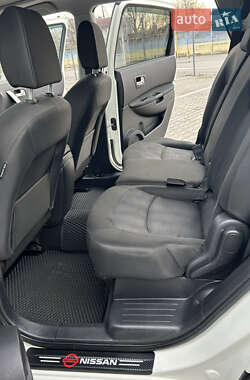 Внедорожник / Кроссовер Nissan Qashqai+2 2011 в 