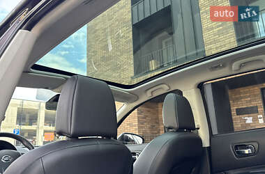 Позашляховик / Кросовер Nissan Qashqai+2 2012 в 