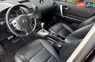 Позашляховик / Кросовер Nissan Qashqai+2 2012 в 