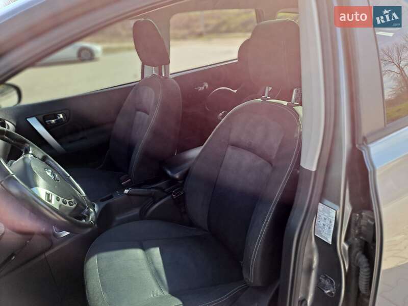 Внедорожник / Кроссовер Nissan Qashqai+2 2011 в Львове фото 14 Внедорожник / Кроссовер Nissan Qashqai+2 2011 в Львове