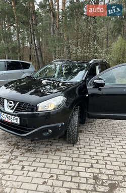 Внедорожник / Кроссовер Nissan Qashqai+2 2010 в 
