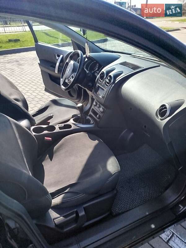 Позашляховик / Кросовер Nissan Qashqai+2 2010 в Коломиї