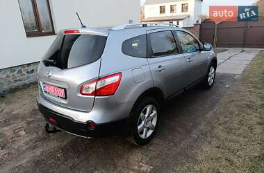 Позашляховик / Кросовер Nissan Qashqai+2 2012 в 