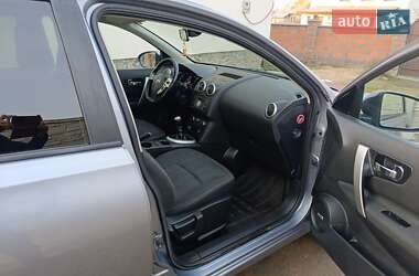 Позашляховик / Кросовер Nissan Qashqai+2 2012 в 