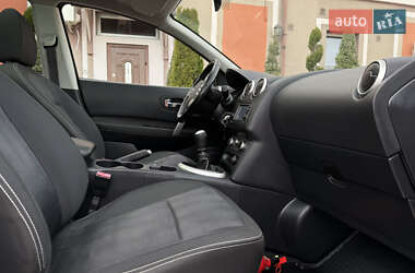 Позашляховик / Кросовер Nissan Qashqai+2 2012 в 