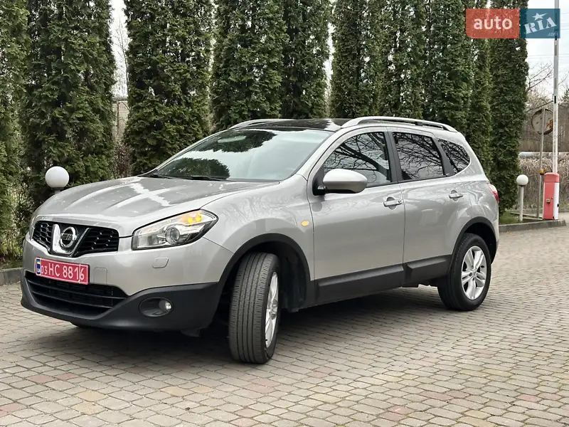 Позашляховик / Кросовер Nissan Qashqai+2 2013 в 