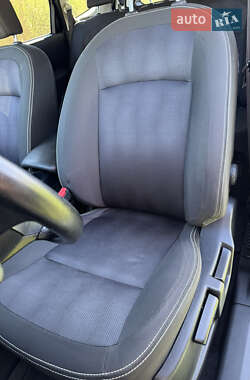 Внедорожник / Кроссовер Nissan Qashqai+2 2013 в 