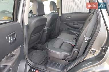 Внедорожник / Кроссовер Nissan Qashqai+2 2012 в 