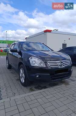 Внедорожник / Кроссовер Nissan Qashqai+2 2009 в 