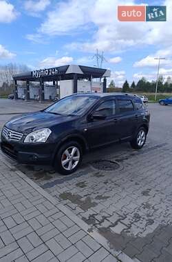 Внедорожник / Кроссовер Nissan Qashqai+2 2009 в 