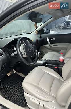Позашляховик / Кросовер Nissan Qashqai+2 2011 в 