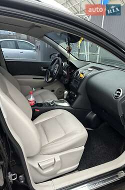Позашляховик / Кросовер Nissan Qashqai+2 2011 в 
