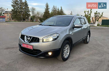 Внедорожник / Кроссовер Nissan Qashqai+2 2011 в Новоархангельске