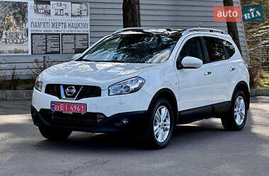 Внедорожник / Кроссовер Nissan Qashqai+2 2010 в 