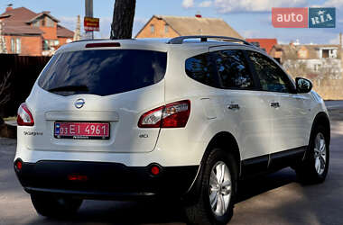 Внедорожник / Кроссовер Nissan Qashqai+2 2010 в 