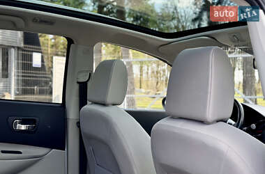 Внедорожник / Кроссовер Nissan Qashqai+2 2010 в 