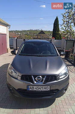 Внедорожник / Кроссовер Nissan Qashqai+2 2013 в 
