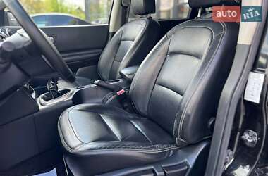Внедорожник / Кроссовер Nissan Qashqai+2 2011 в 